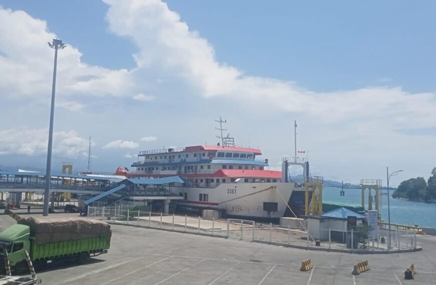 Jelang Tahun Baru, Kapal Surya Timur Line…