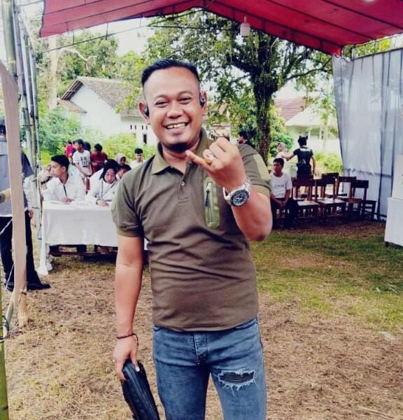 Menggunakan Hak Pilihnya Ketua Umum Forum Warga Bersatu…