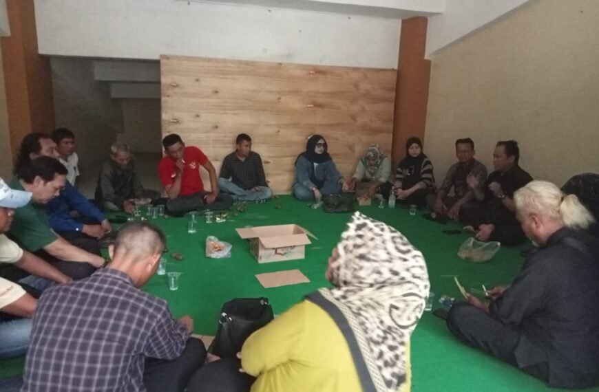 Rapat Evaluasi Pokja Wartawan Provinsi Banten, Hasuri…
