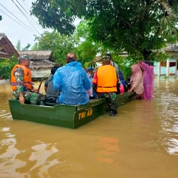 Hari keempat Bencana Alam Banjir, Anggota Koramil…