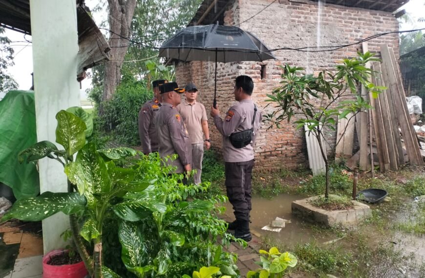 Kapolres Serang Temui Dan Santuni Pemilik Rumah&hellip;