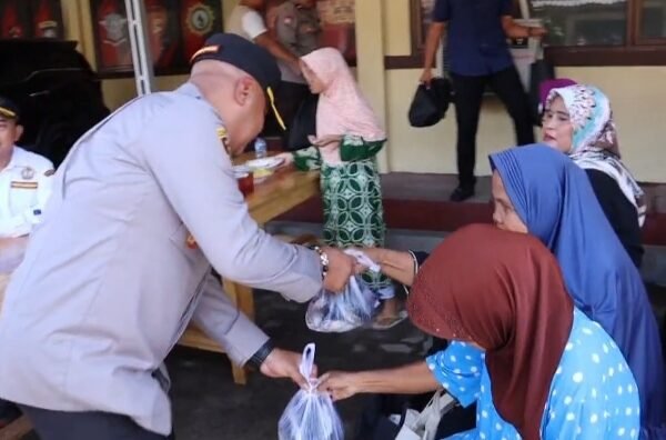 Panen Perdana Program Ketahanan Pangan, Polsek Cikande…