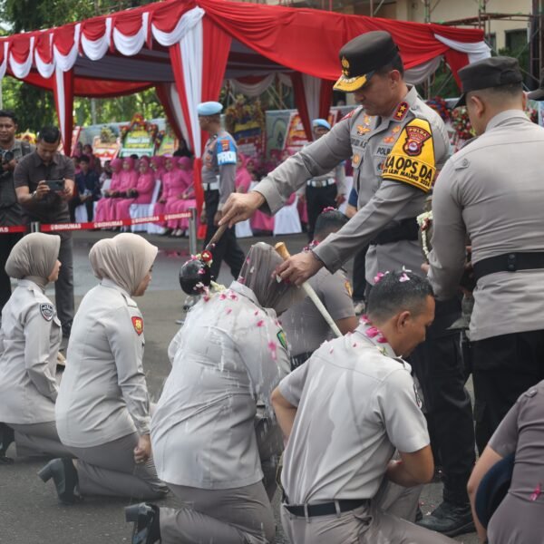 Pimpin Upacara Korp Raport, Kapolda Minta Kinerja&hellip;