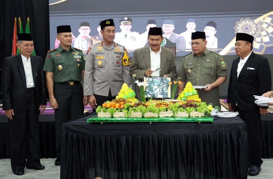 Kapolda Banten Hadiri Tasyakuran dan Silaturahmi MUI…
