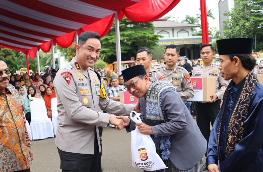 Polda Banten Gelar Bakti Sosial dan Pemeriksaan…