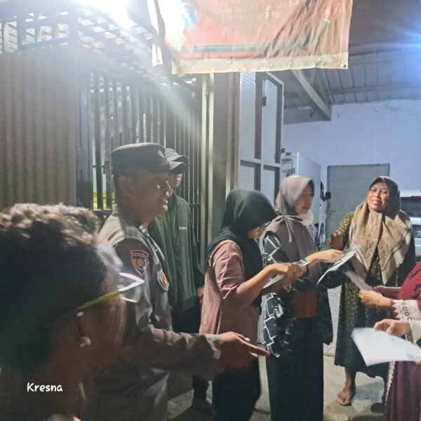 Antri Pembeli di Pangkalan Gas, Polsek Cikande&hellip;