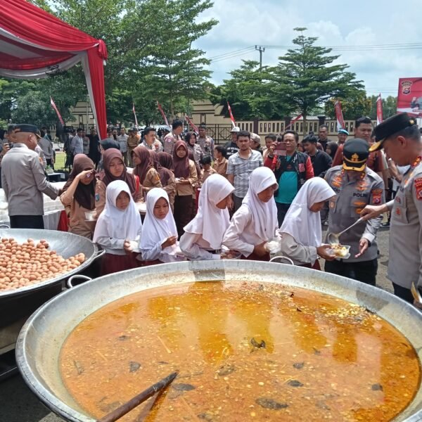 Kapolres Dan Bobon Gelar Masak Besar, Ribuan&hellip;