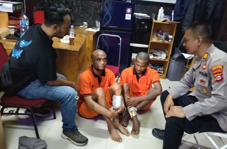 Melawan Dua Begal Tersungkur Dibedil Polisi