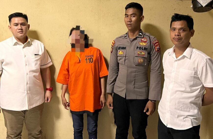 Nekat ! Wanita Ngaku Paspampres Nipu Kepala&hellip;