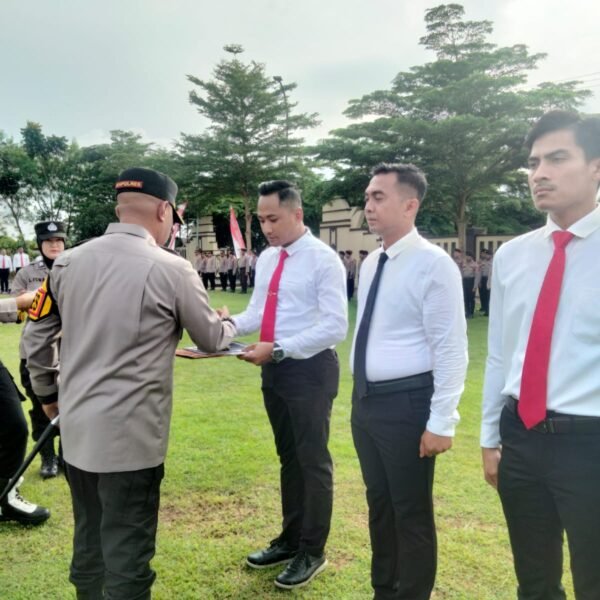 Dinilai Aktif, Kreatif Dan Berdedikasi, Kapolres Serang…