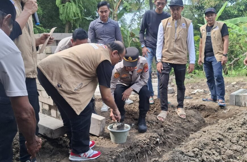 Menyambut Hari Buruh Internasional, Buruh dan Polsek…