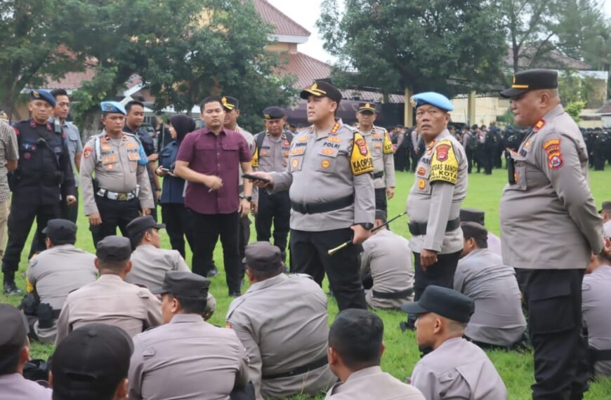 Pimpin Apel Pergeseran Pasukan PSU Kabupaten Serang,…