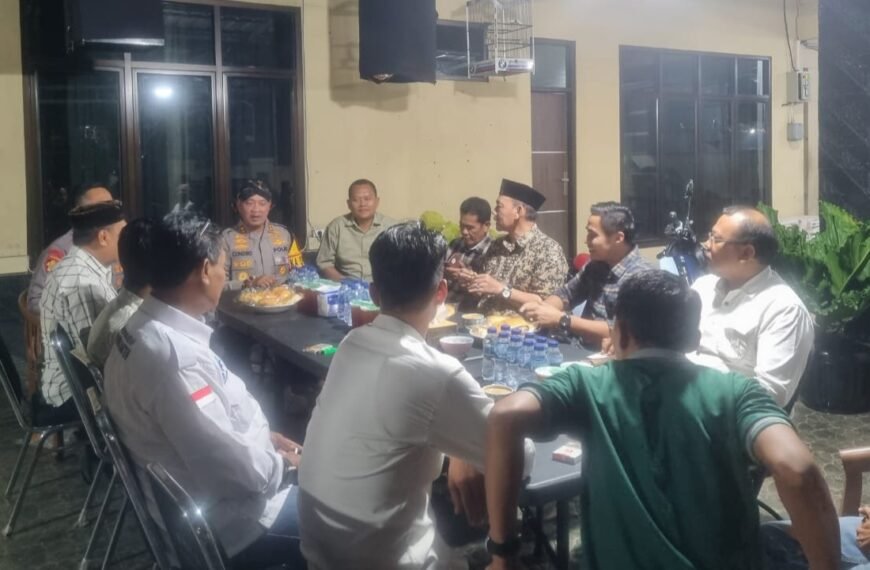 Malam-malam Belasan Pengurus ASPSB Datangi Rumah Dinas…