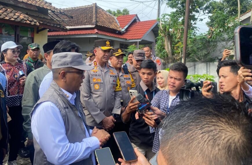 Dampingi Kapolda dan Gubernur Banten Tinjau Pelaksanaan&hellip;