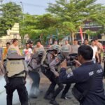 Polres Serang Gelar Simulasi Penanggulangan…