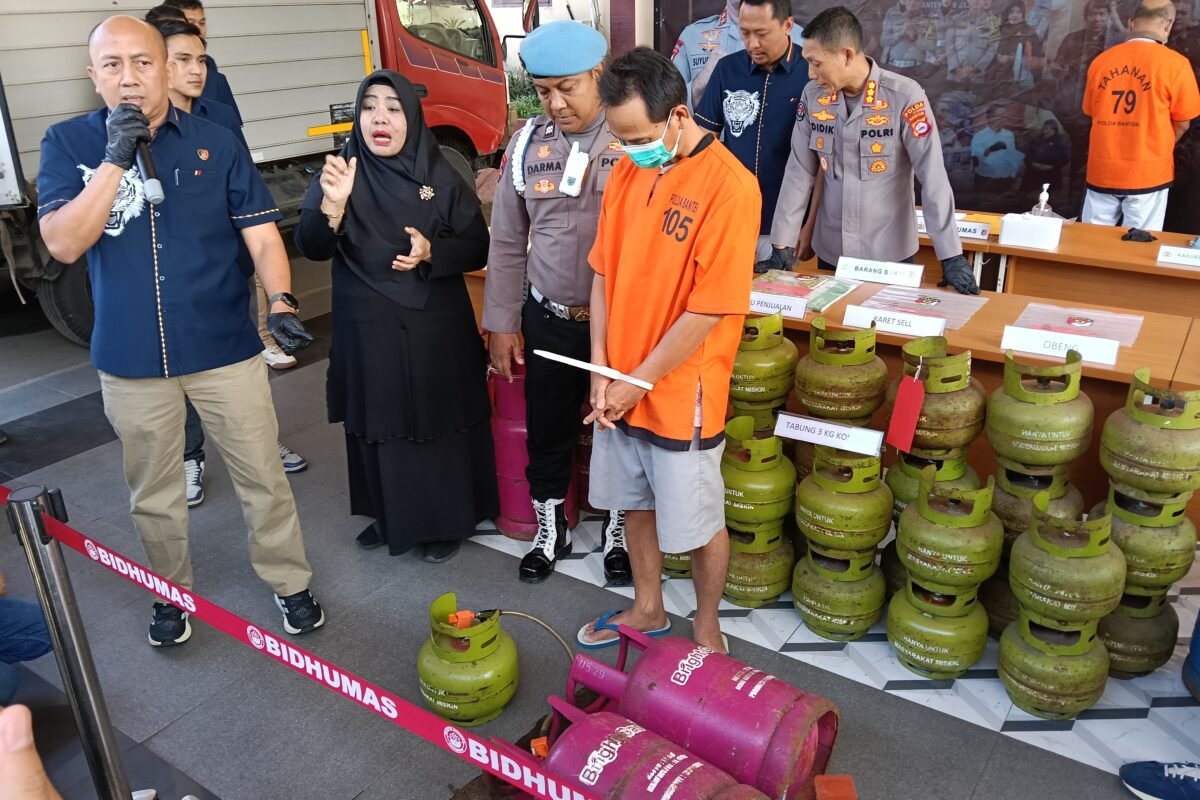 Sub Pangkalan Gas Subsidi di Tangerang Digerebek&hellip;