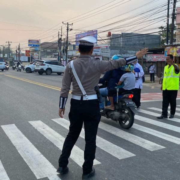 Personil Satlantas Polres Serang Dikerahkan di Titik&hellip;
