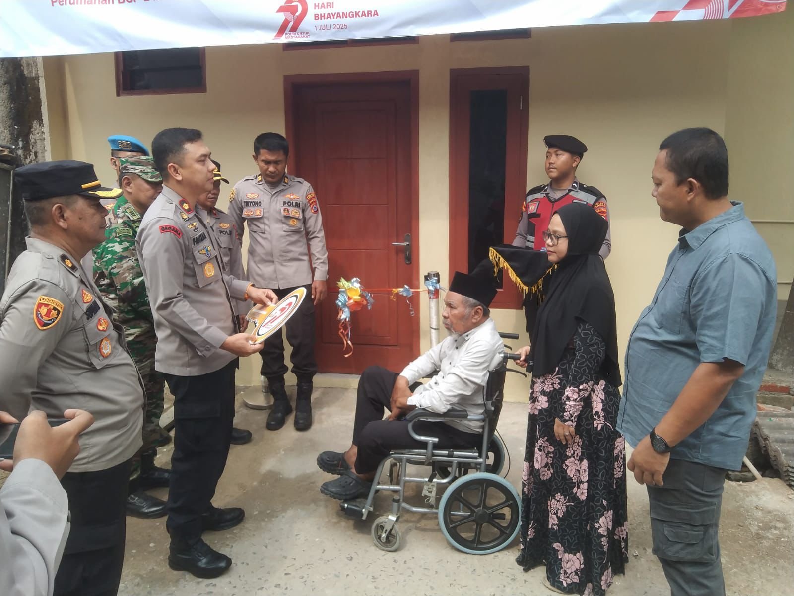 Mewakili Kapolres Serang, Kompol Fauzan Afifi Serahkan Kunci&hellip;