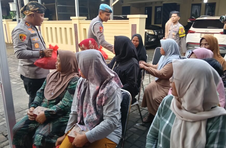 Sambil Panen Lele, Kapolres Serang Sampaikan Pesan&hellip;