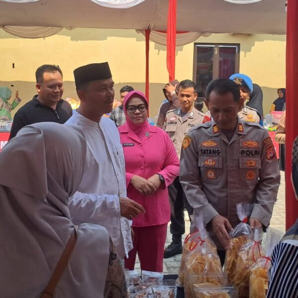 Hari Bhayangkara Ke-79, Polsek Cikande Gelar Bazar&hellip;