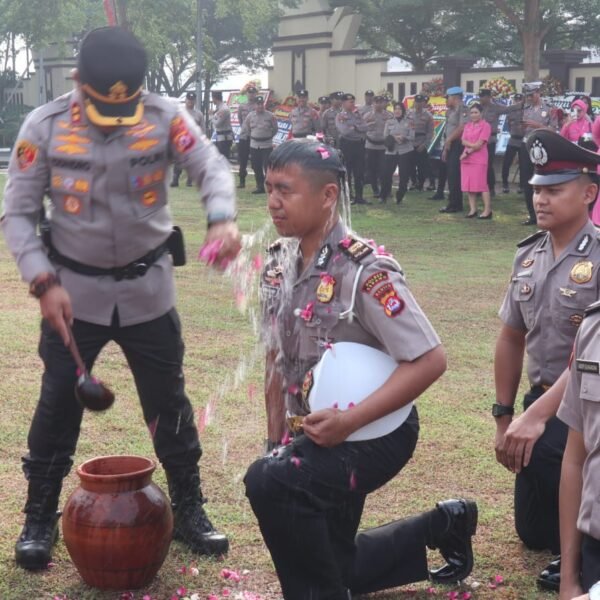 Simak ! Polres Serang Gelar Upacara Korps&hellip;