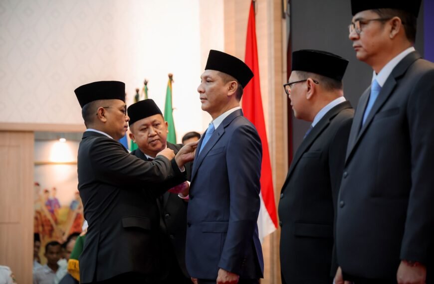 Gubernur Lantik Deden Apriandhi Sebagai&hellip;