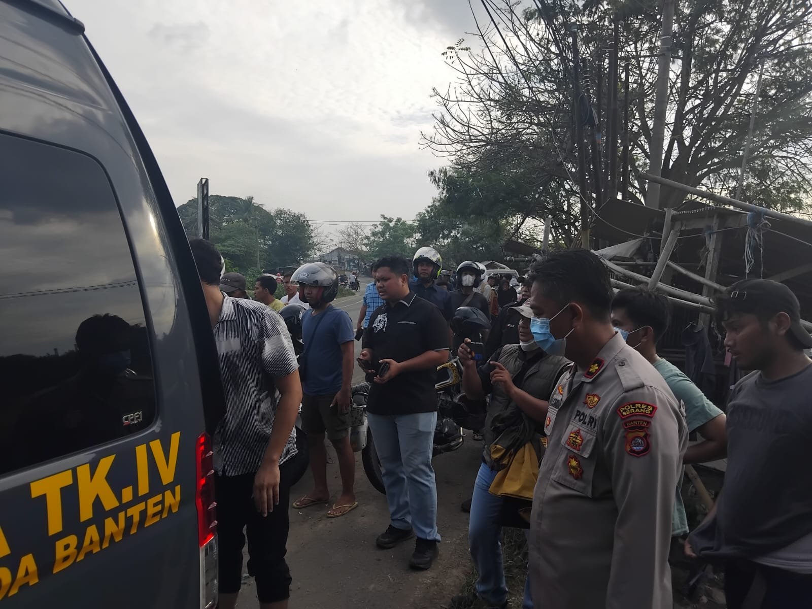 Muka Memar dan Tangan Kiri Patah, Warga Tangerang&hellip;