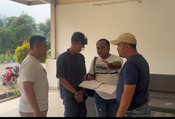 Kirim Video Hubungan Intim, Buruh Pabrik Textile&hellip;