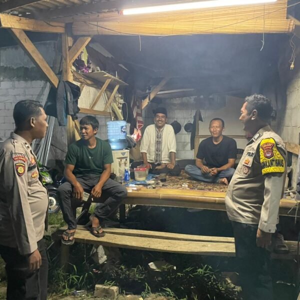 Sambil Sampaikan Pesan Kamtibmas, Polres Serang dan Polsek…