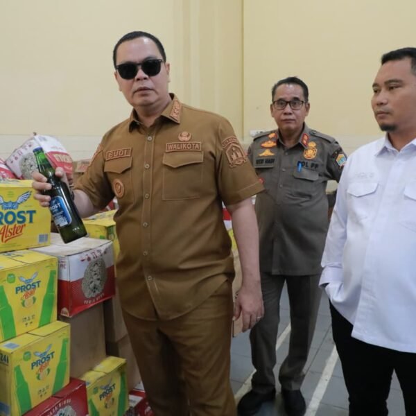 Ungkap Gudang Miras, Wali Kota Bakal Tindak&hellip;