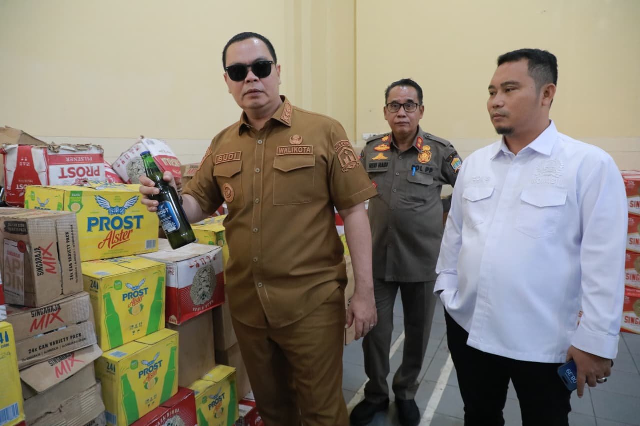 Ungkap Gudang Miras, Wali Kota Bakal Tindak Tegas…