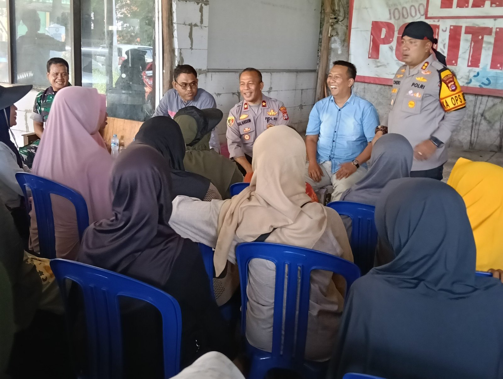 Ngariung di Warung Kopi, Kapolres Minta Warga Taat&hellip;