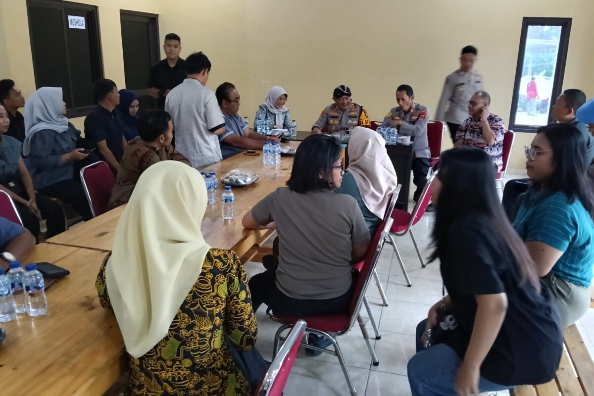 Berbulan-bulan Tidak Dibayar, Gaji Tenaga Medis dan&hellip;