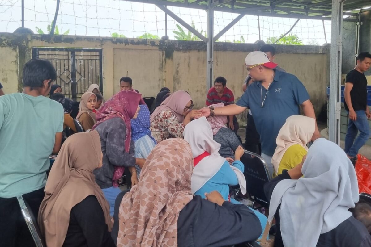 Suasana Ceria dan Kebersamaan Mewarnai Panen Lele&hellip;