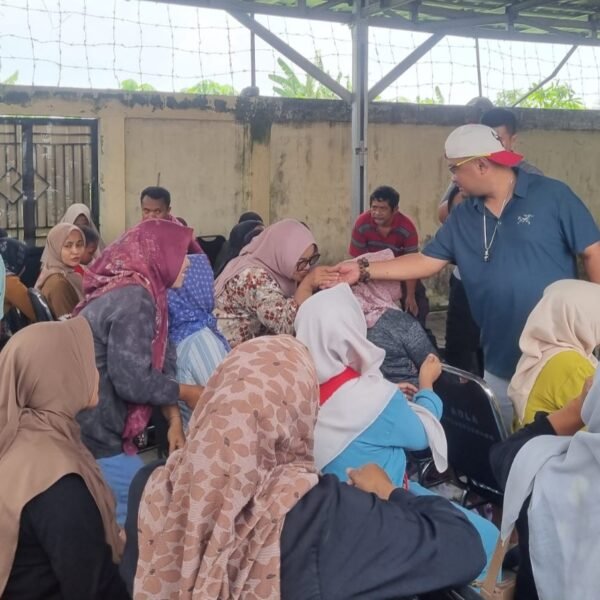 Suasana Ceria dan Kebersamaan Mewarnai Panen Lele di&hellip;