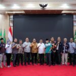 Diskusi Bersama LKS Tripartit, Gubernur…