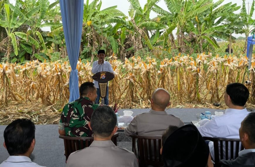 Sukses Menggerakkan Gapoktan, Condro Sasongko Diberi Penghargaan&hellip;