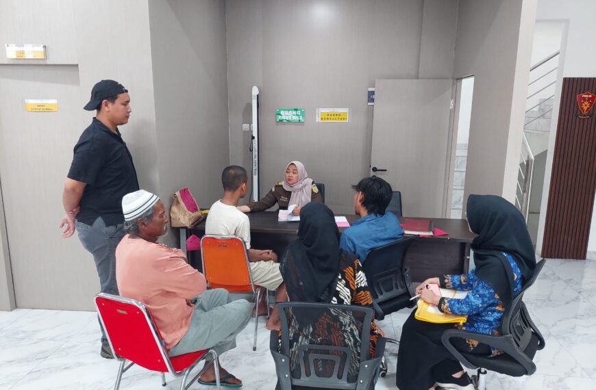 Dinyatakan Lengkap, Satreskrim Polres Serang Limpahkan 3…