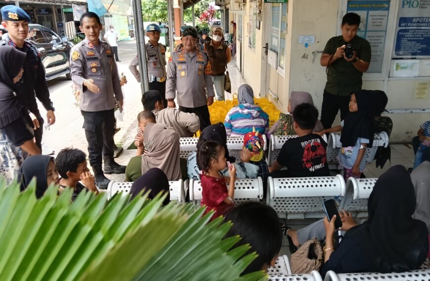 Kapolres Serang Ngariung Bersama Warga Zona Merah&hellip;