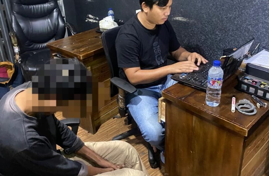 Gerak Cepat Tim Opsnal Satresnarkoba…