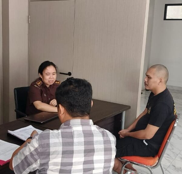 P21, Penyidik Satreskrim Serahkan Tersangka dan Barang bukti&hellip;