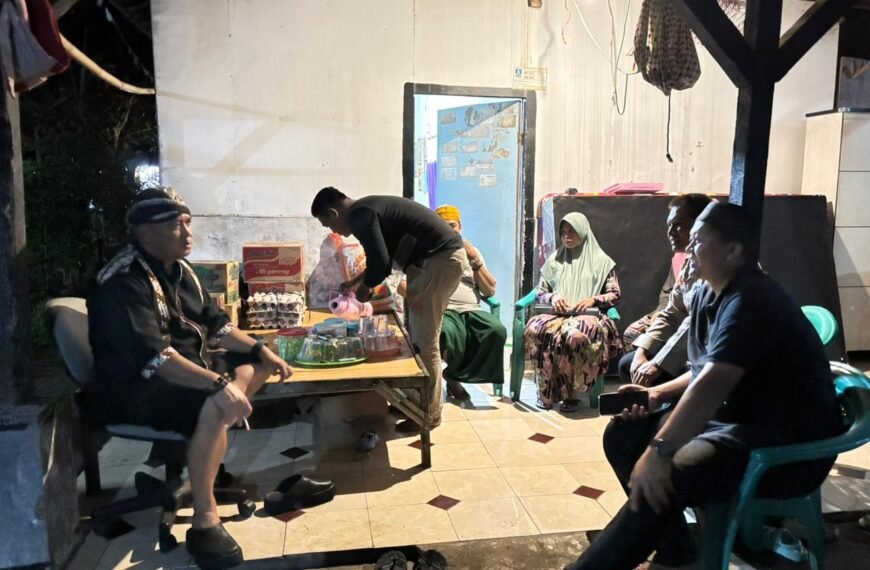 Program PECAK, Kapolres Temui dan Beri Bantuan&hellip;