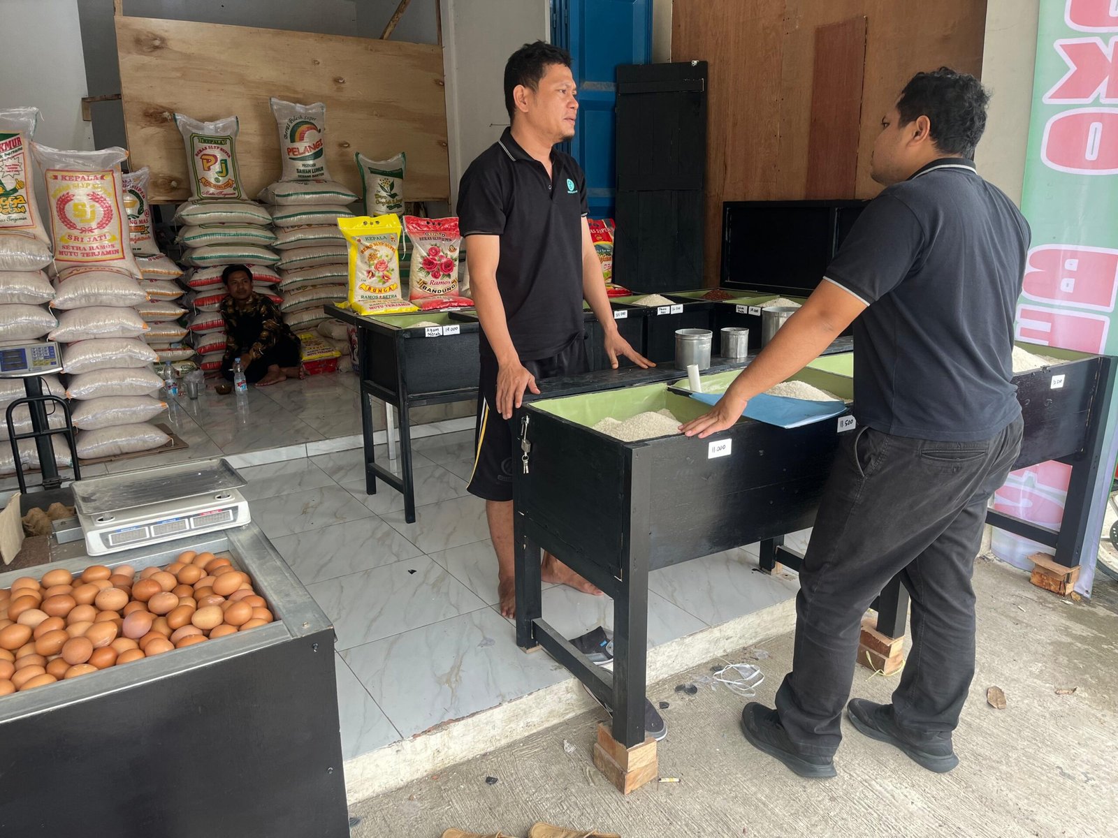 Pastikan Sesuai HET, Tim Satgas Pangan Pantau Harga&hellip;