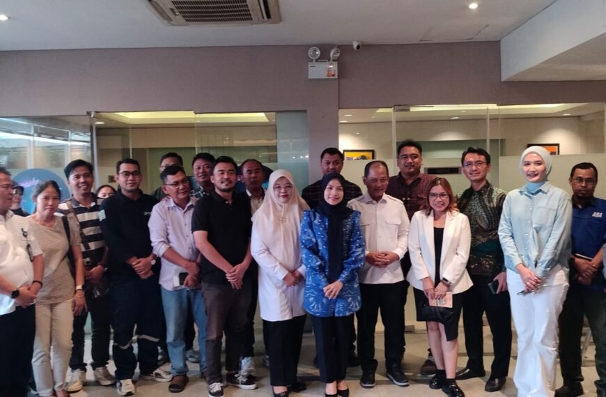 Merasa Dirugikan, Perusahaan Terdampak Radioaktif&hellip;