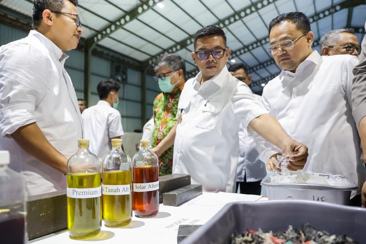 Gubernur Banten Dorong Pengelolaan Sampah Modern Berbasis Ekonomi&hellip;
