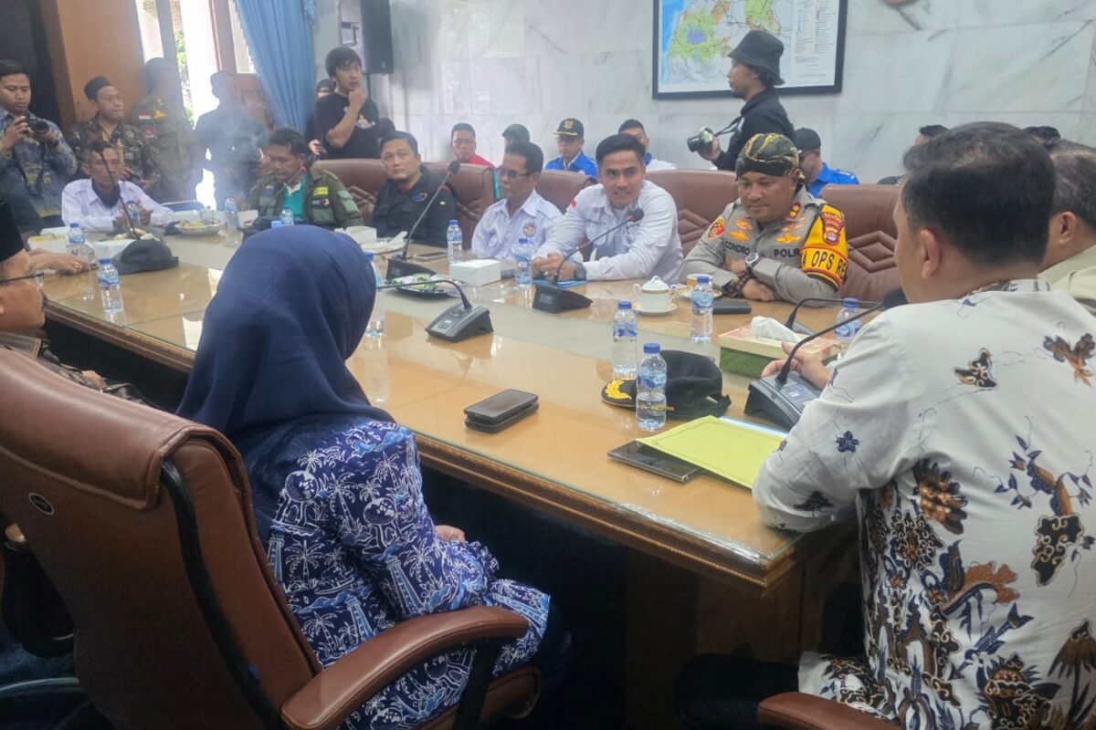 Kapolres Serang Hadiri Audensi Buruh Dengan Wakil&hellip;