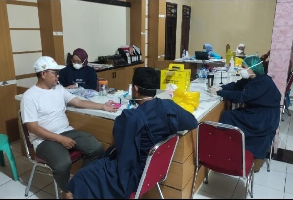Kapolres Serang Monitoring Kegiatan PKG Warga Terdampak…