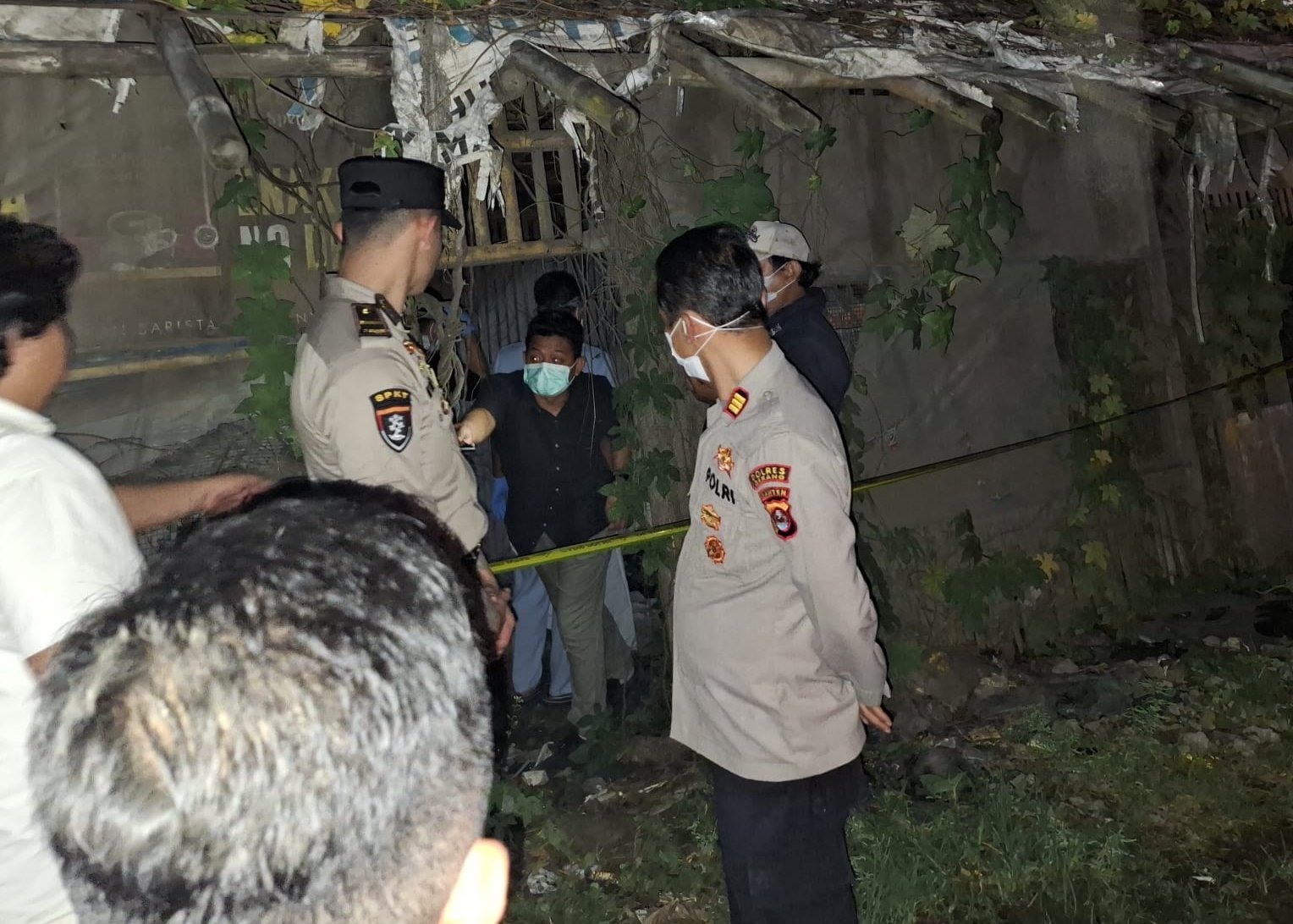 Personil Polsek Cikande dan Pamapta Gerak Cepat Evakuasi&hellip;