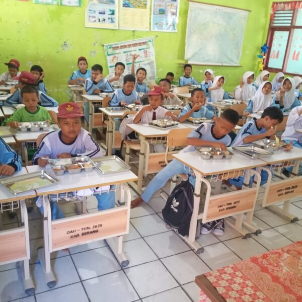 SPPG Ngariung Iman Ngariung Aman Polres Serang Distribusikan&hellip;