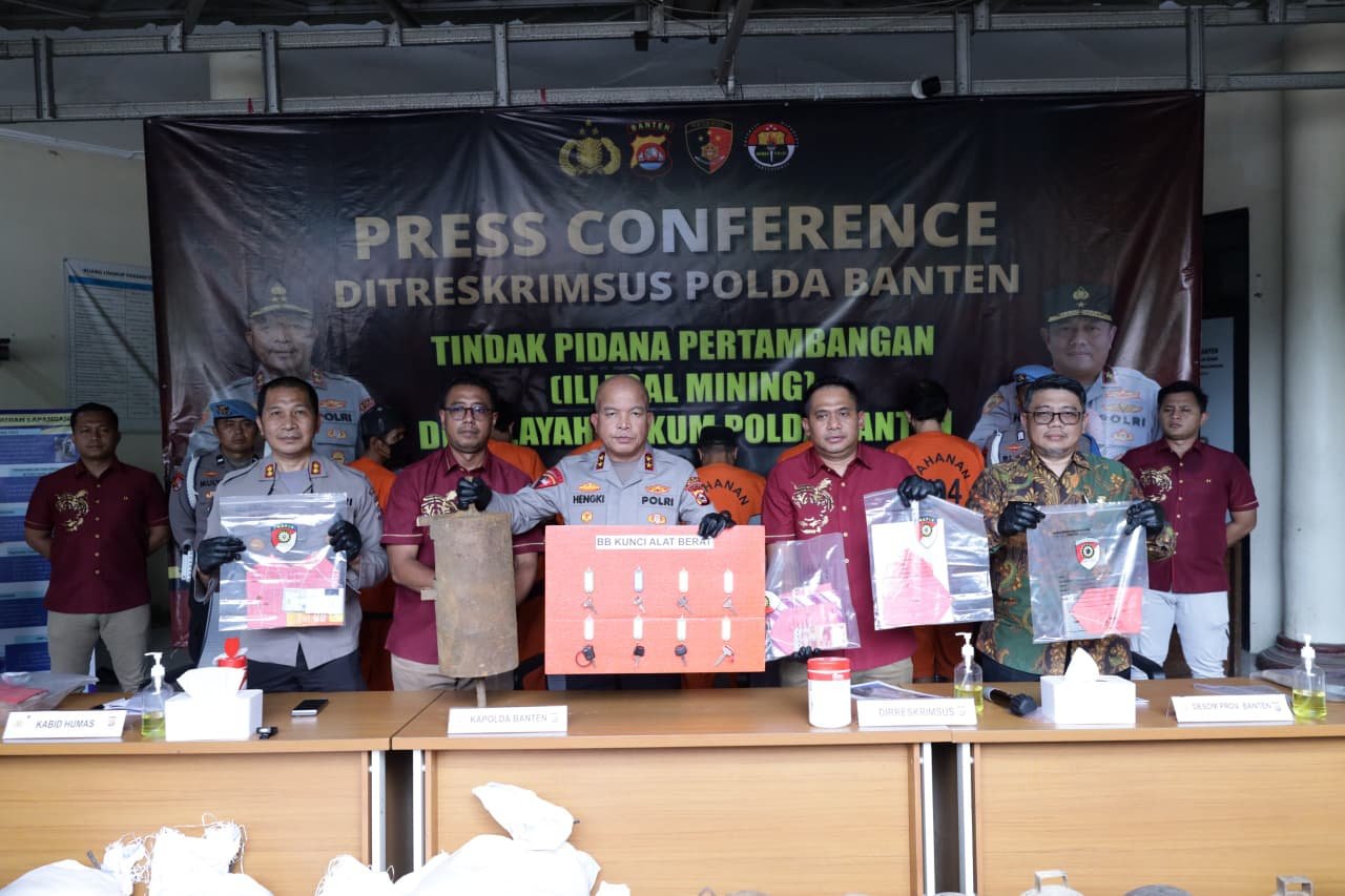 Ditreskrimsus Polda Banten Tindak Tegas 8 Penambang Ilegal&hellip;